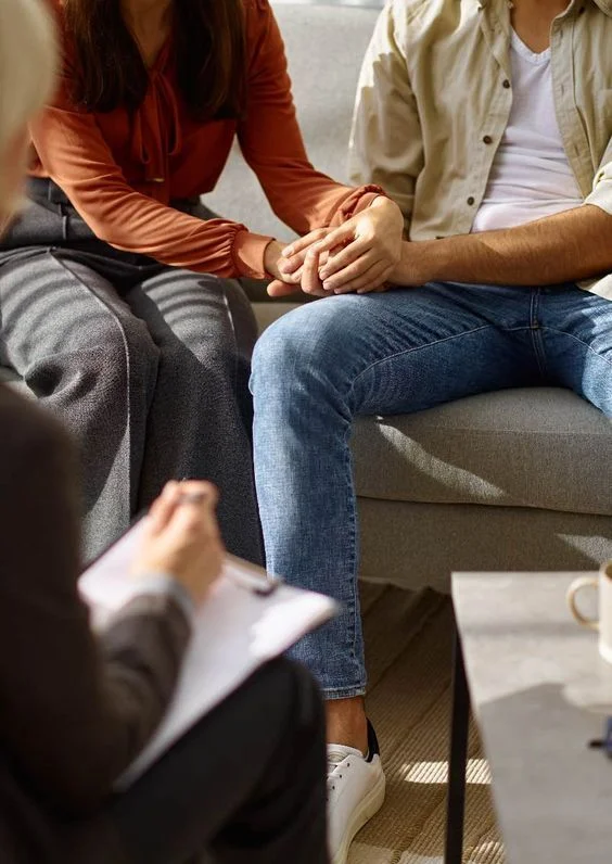 Client and therapist in an individual therapy session